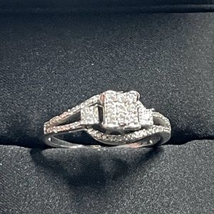 Diamond Engagement Ring